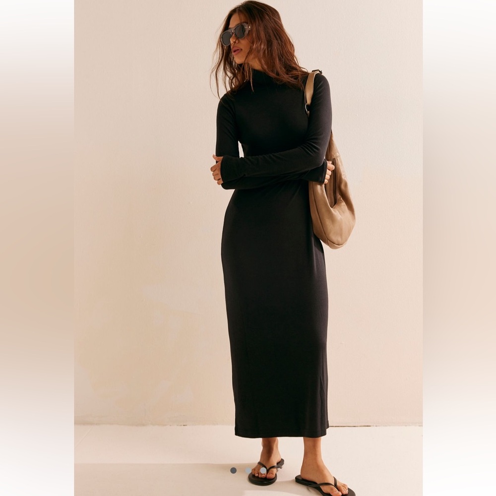 *Worn Once* FREE PEOPLE - Good Feels Mockneck Midi Dress